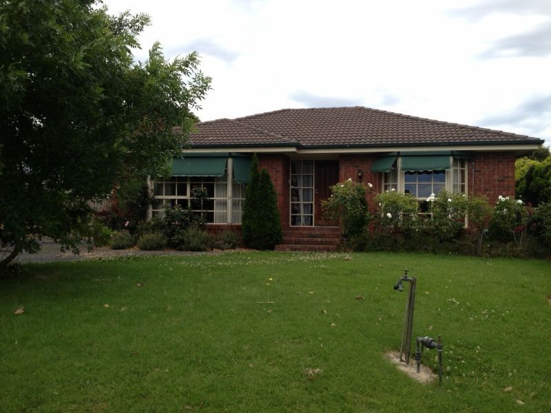 3 Broxburn Court, Berwick VIC 3806