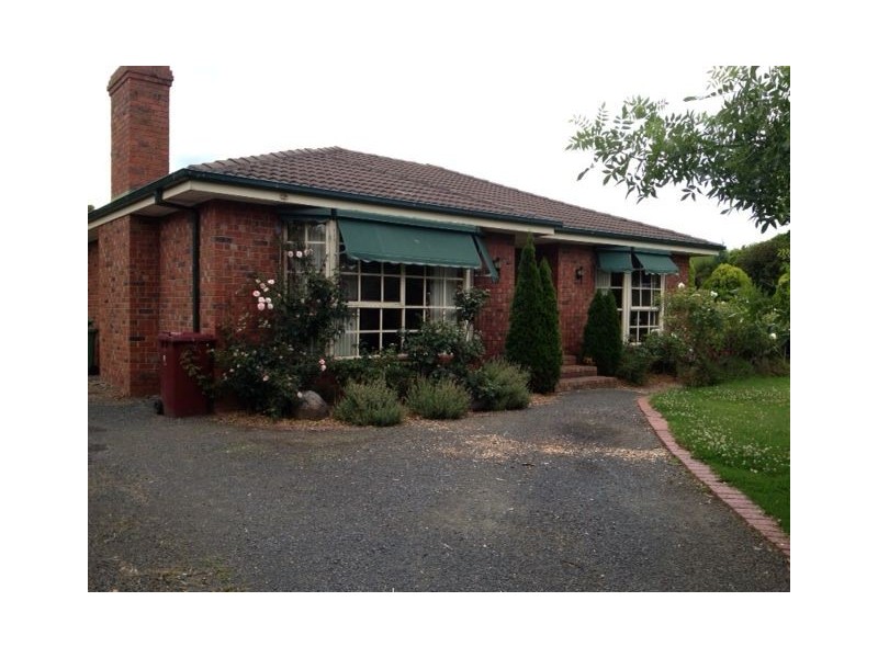 3 Broxburn Court, Berwick VIC 3806