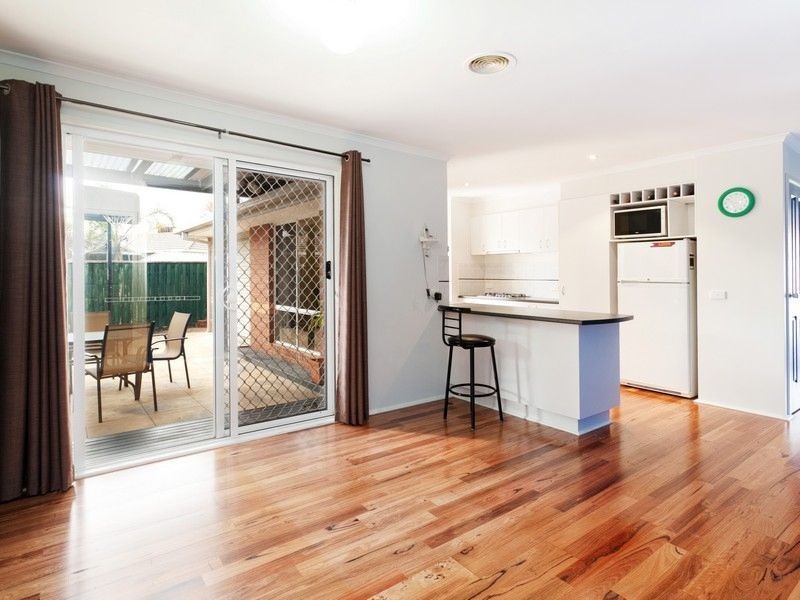 8 Earlwood Street, Narre Warren South VIC 3805