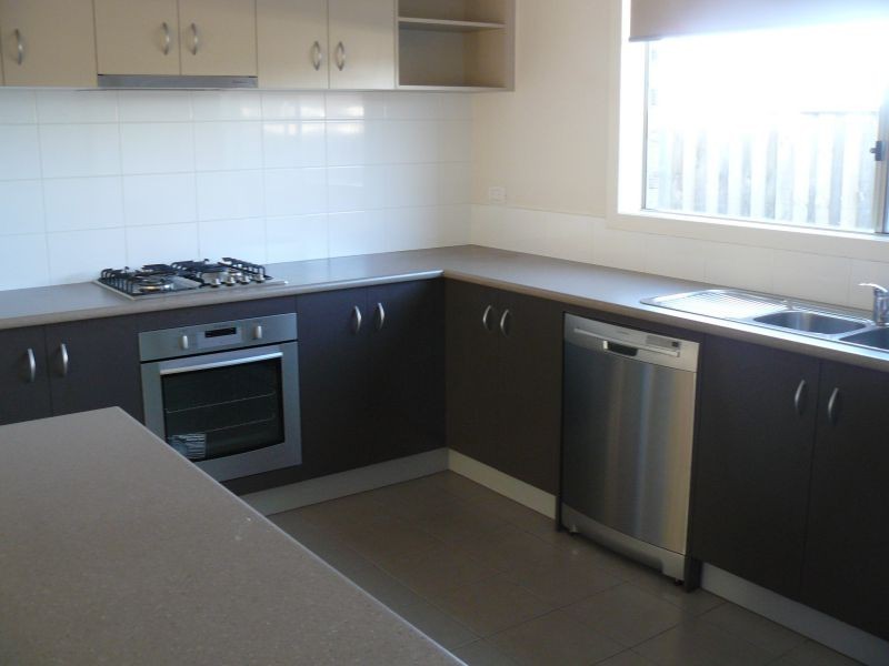 3 Torney Street, Cranbourne North VIC 3977