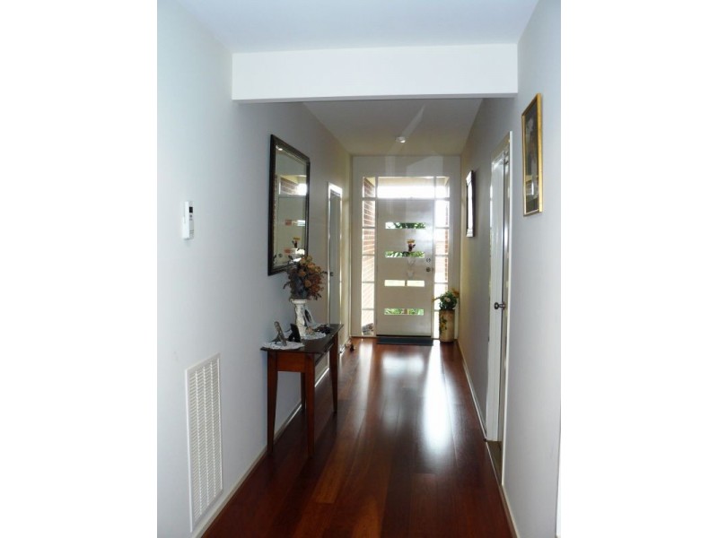 12 Monarch Road, Berwick VIC 3806