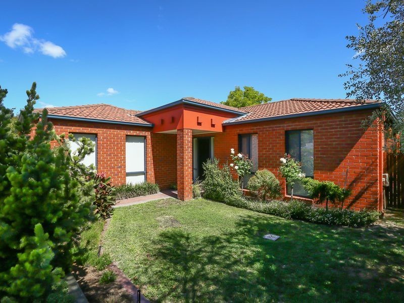 38 Fieldstone Boulevard, Beaconsfield VIC 3807
