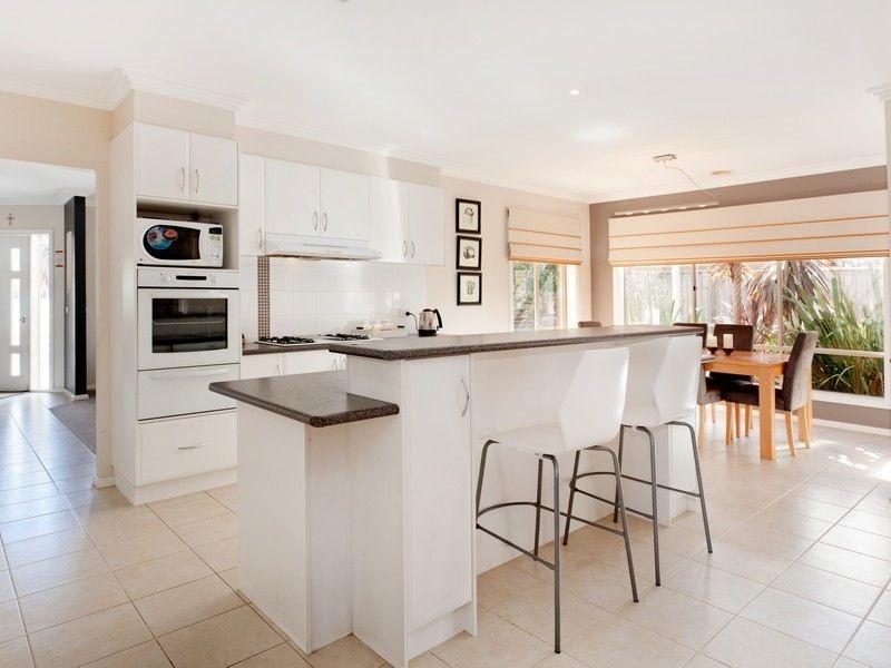 7 Tournament Place, Cranbourne North VIC 3977