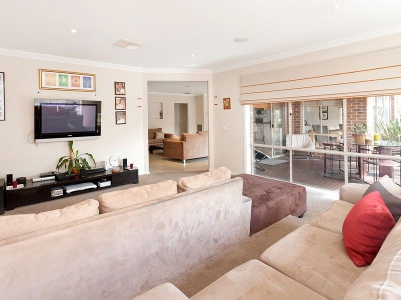 7 Tournament Place, Cranbourne North VIC 3977