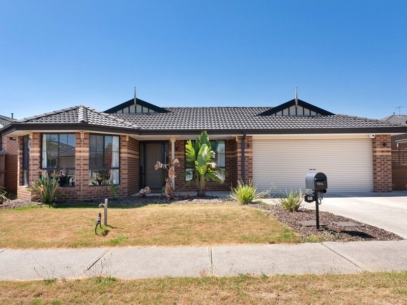 58 Westmoreland Avenue, Cranbourne North VIC 3977