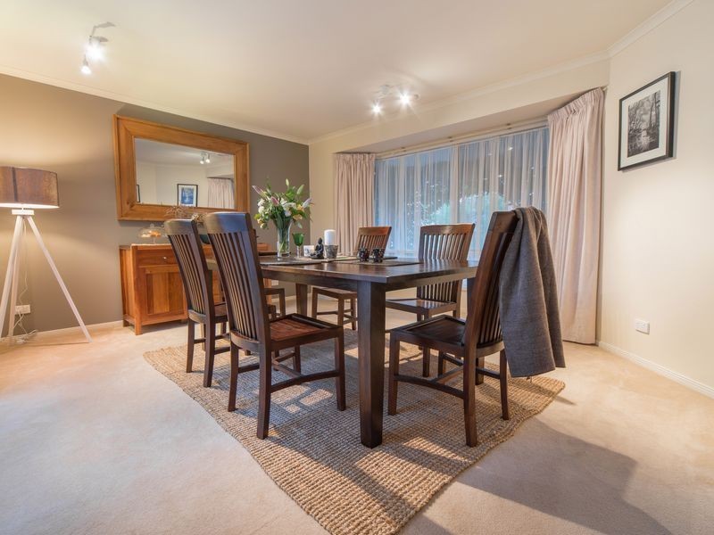 44 McCubbin Way, Berwick VIC 3806