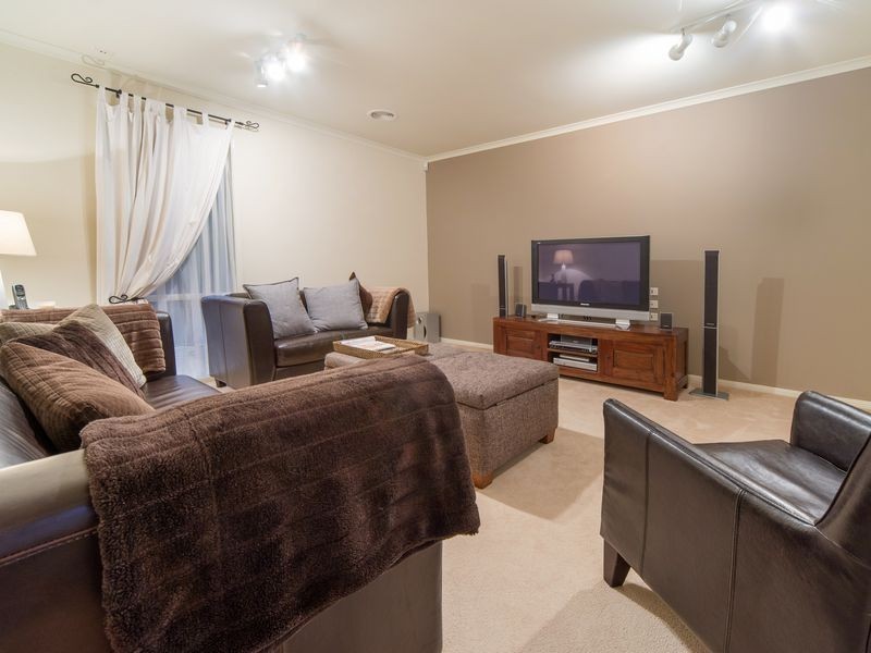 44 McCubbin Way, Berwick VIC 3806