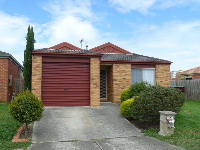 21 Genoa Way, Cranbourne VIC 3977