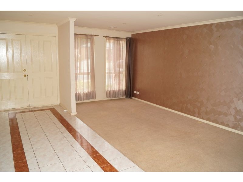 55 Bella Crescent, Hallam VIC 3803