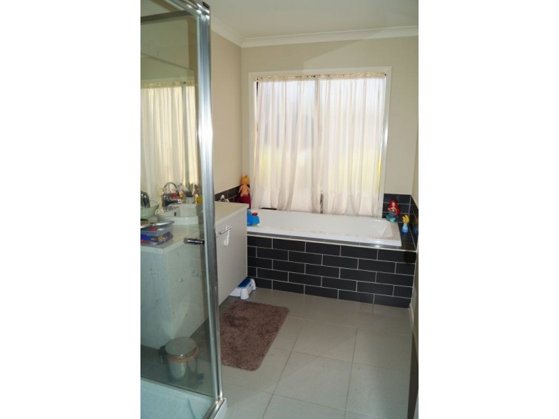 96 Moondarra Drive, Berwick VIC 3806