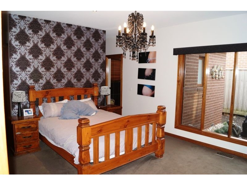 20 Emperor Road, Berwick VIC 3806