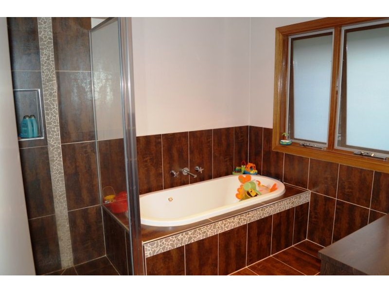 20 Emperor Road, Berwick VIC 3806