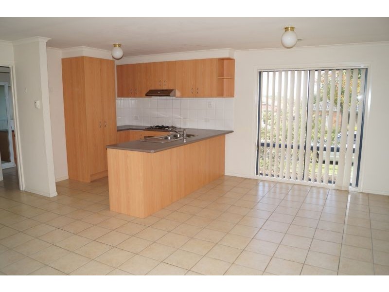 12 Mowbray Court, Berwick VIC 3806