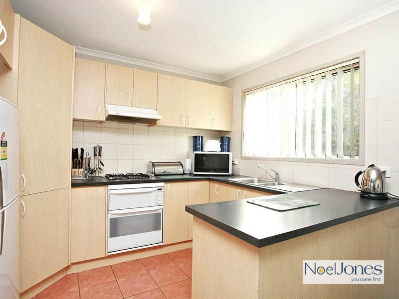 2/3 Kevin Close, Beaconsfield VIC 3807
