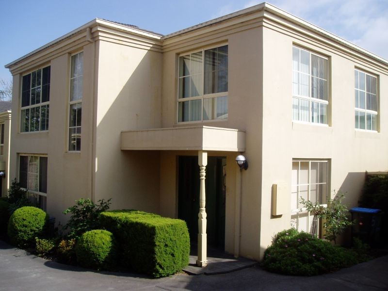 4/1 Miller Street, Berwick VIC 3806