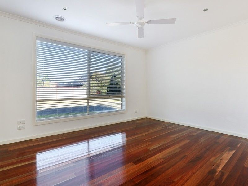 1 Sarah Place, Hampton Park VIC 3976
