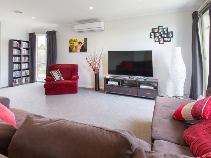 6 Cindy Court, Berwick VIC 3806