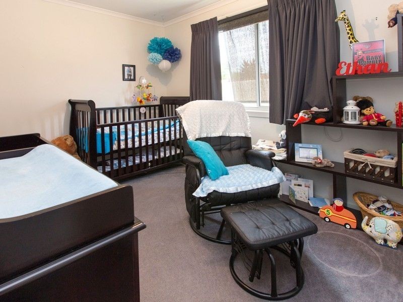 6 Cindy Court, Berwick VIC 3806