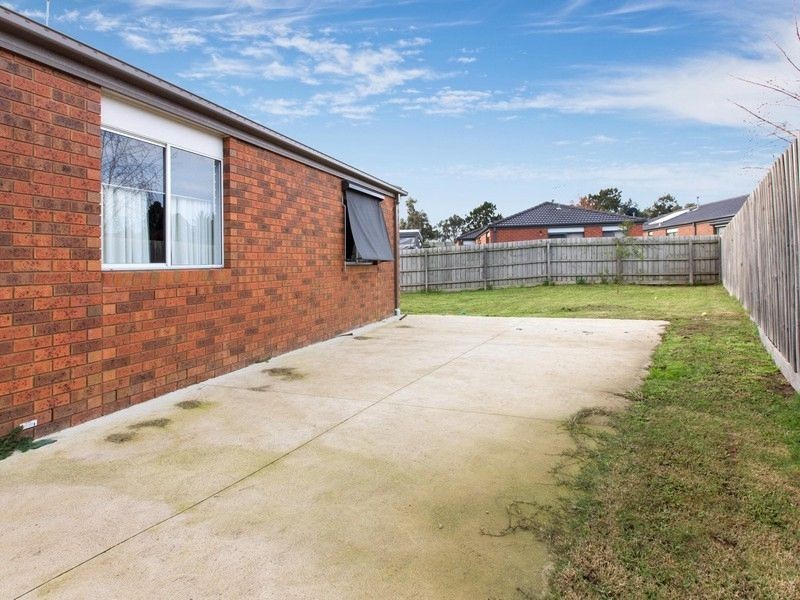 6 Cindy Court, Berwick VIC 3806