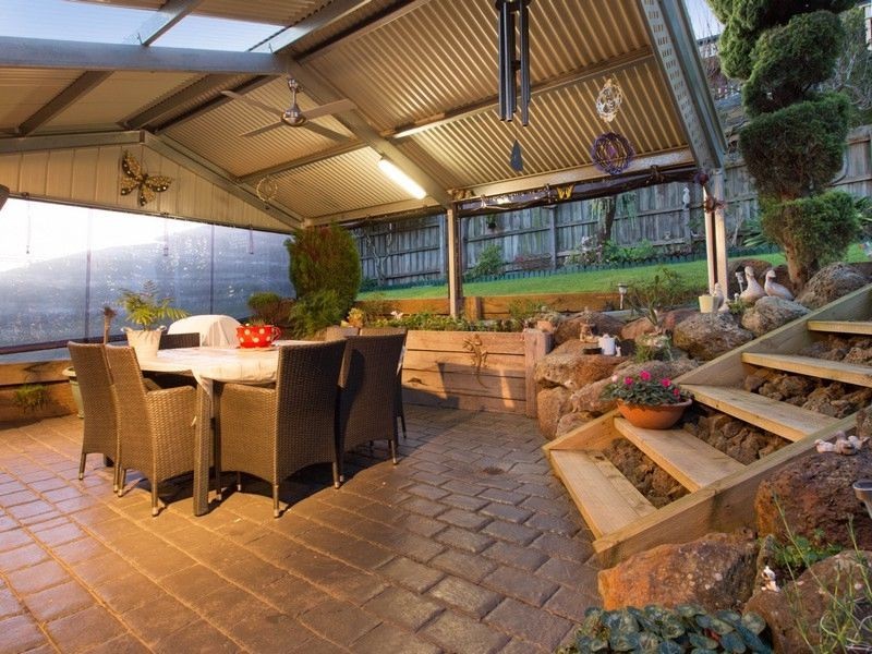 9 Duckworth Close, Berwick VIC 3806