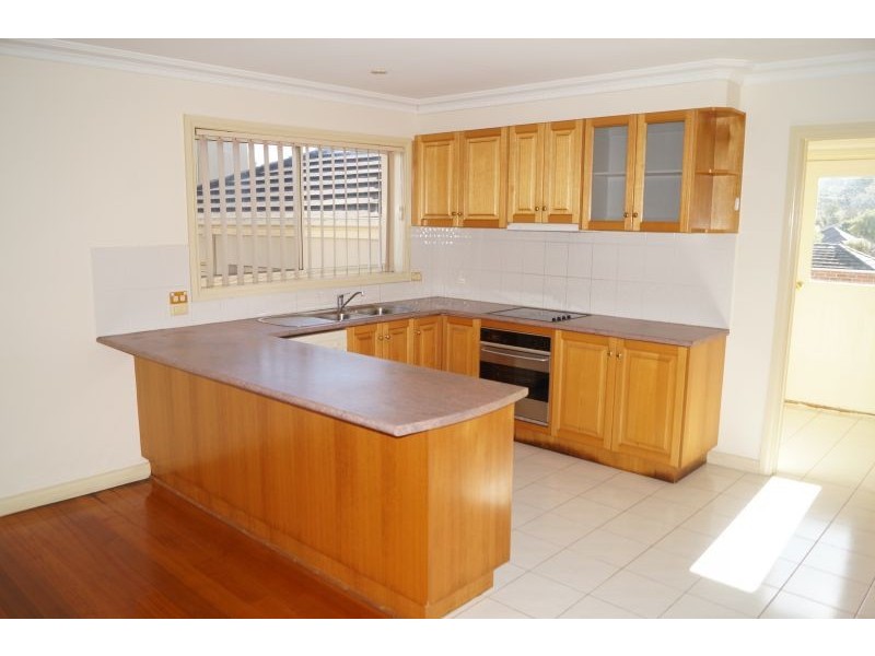 4/1 Miller Street, Berwick VIC 3806