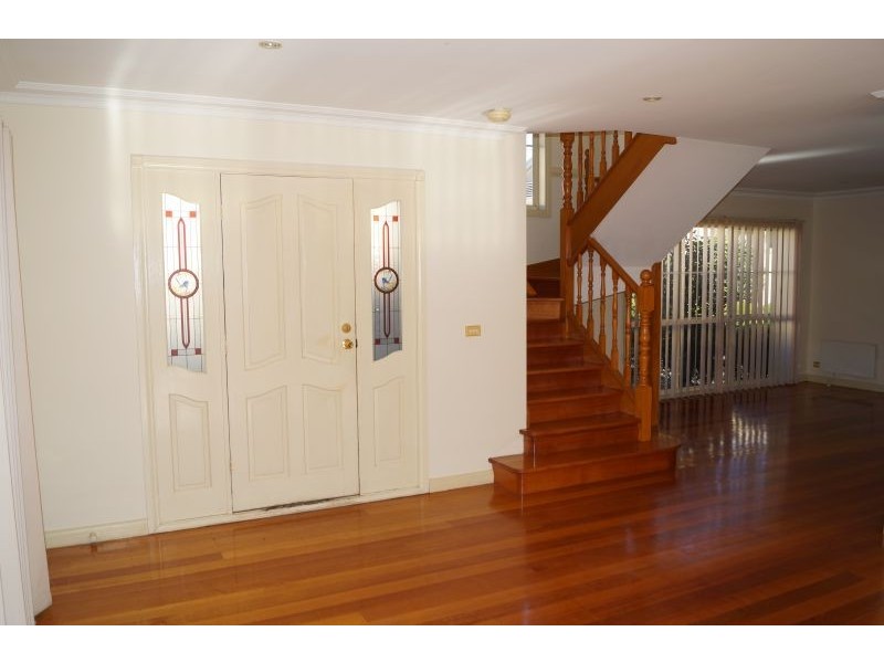 4/1 Miller Street, Berwick VIC 3806