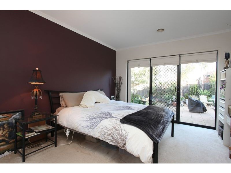 18 Beauford Avenue, Narre Warren South VIC 3805