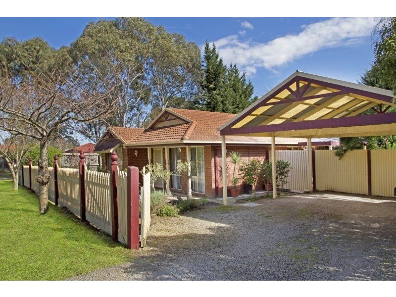 34B Mitre Crescent, Berwick VIC 3806