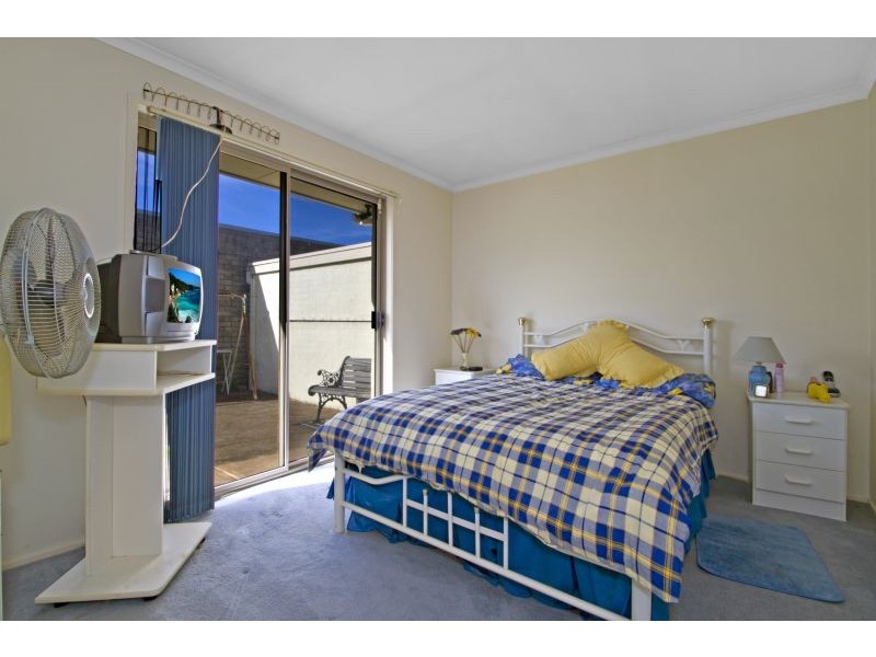 Unit 2/1 Bemersyde Drive, Berwick VIC 3806