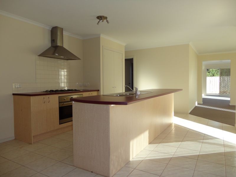 31 Tantallon Blvd, Beaconsfield VIC 3807