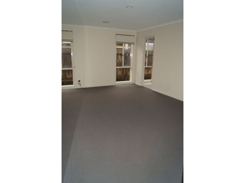 31 Tantallon Blvd, Beaconsfield VIC 3807