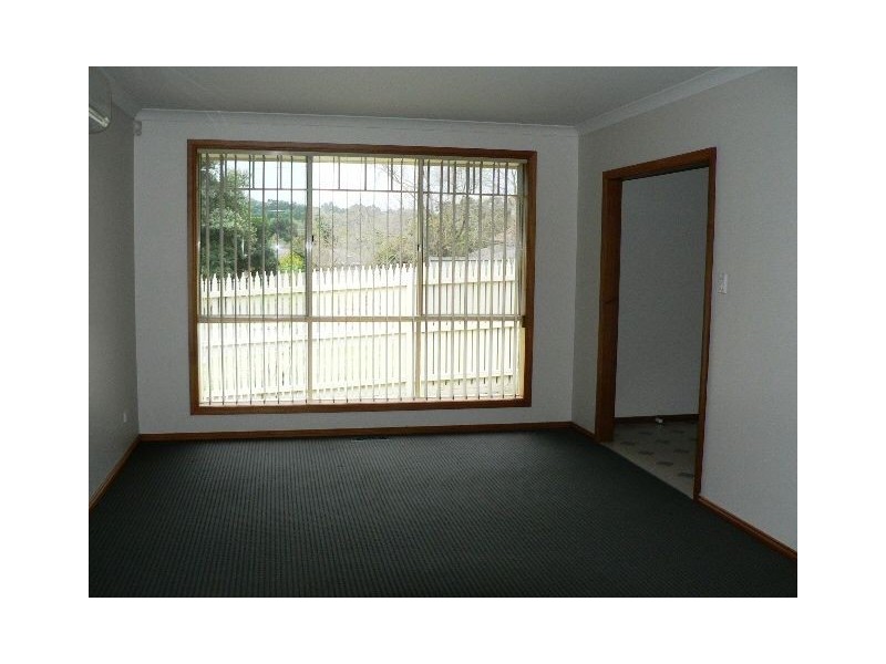 1/12 Brisbane Street, Berwick VIC 3806