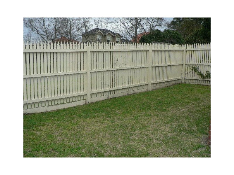 1/12 Brisbane Street, Berwick VIC 3806