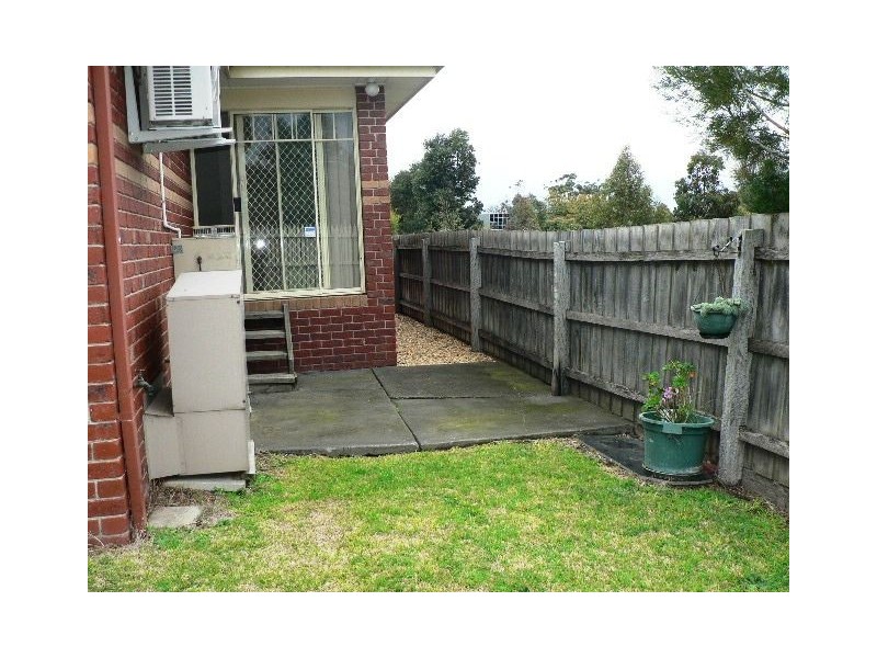 1/12 Brisbane Street, Berwick VIC 3806