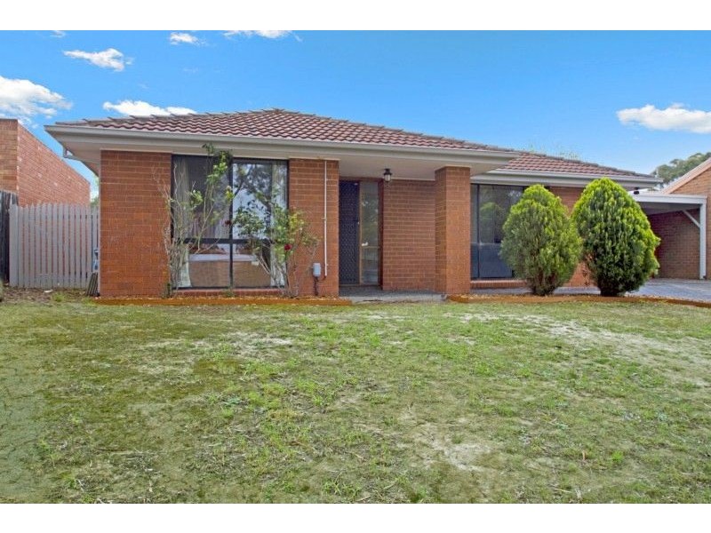 26 Howitt Court, Berwick VIC 3806