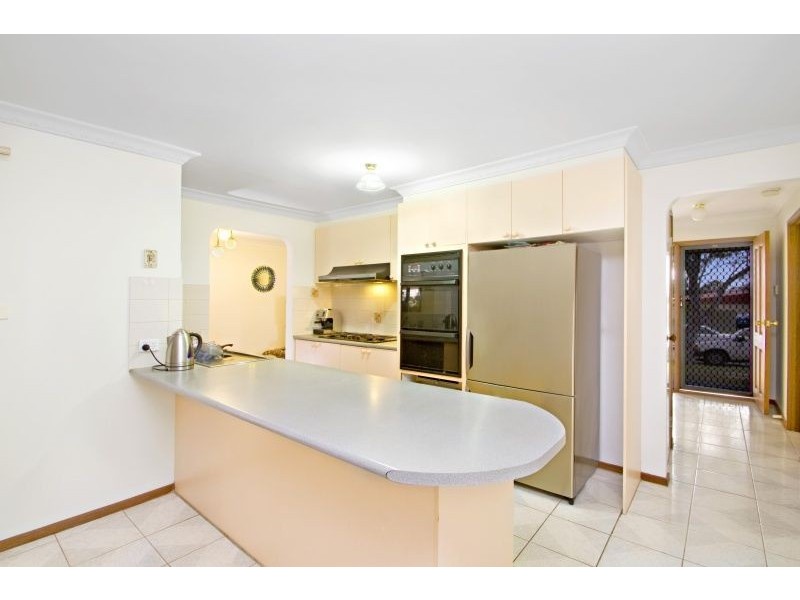 26 Howitt Court, Berwick VIC 3806