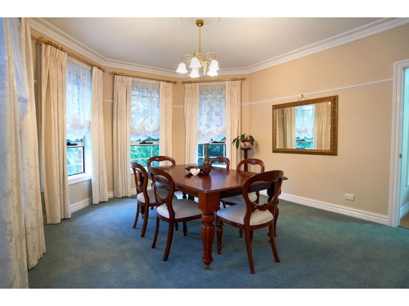 7 McKay Close, Berwick VIC 3806