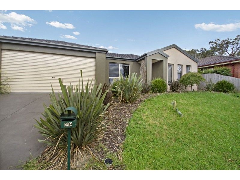 29 Donday Court, Pakenham VIC 3810