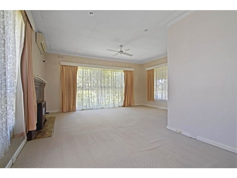 1 Holland Court, Oakleigh VIC 3166