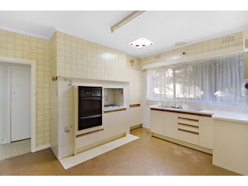 1 Holland Court, Oakleigh VIC 3166