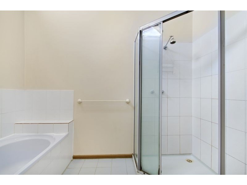 6 Raphael Street, Hallam VIC 3803