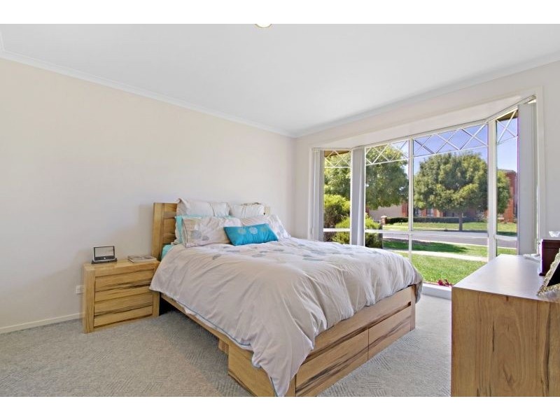137 Bellevue Drive, Berwick VIC 3806