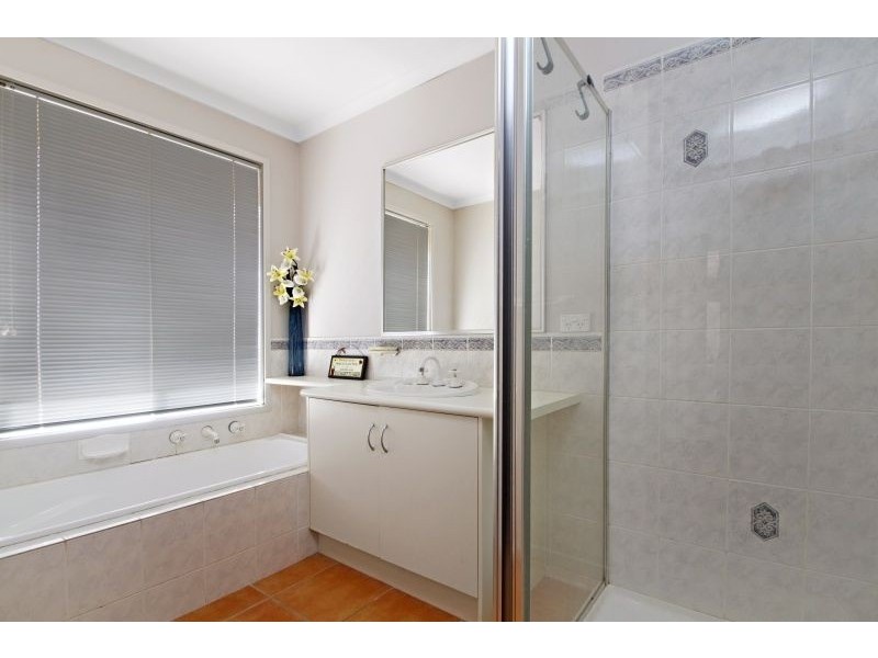 137 Bellevue Drive, Berwick VIC 3806