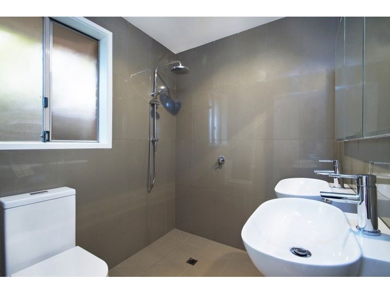 27 Coolong Avenue, Berwick VIC 3806