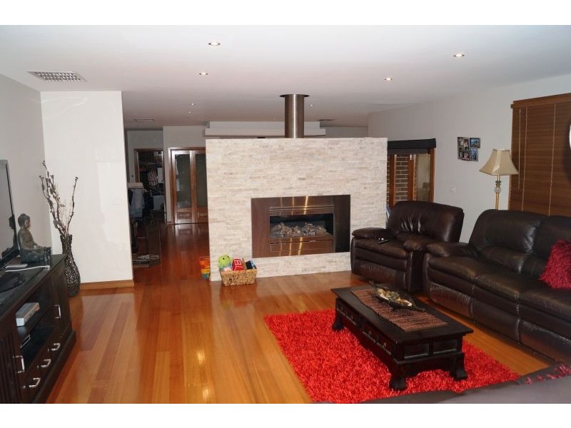 20 Emperor Road, Berwick VIC 3806