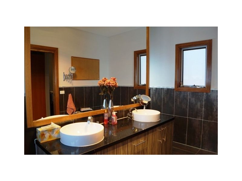 20 Emperor Road, Berwick VIC 3806