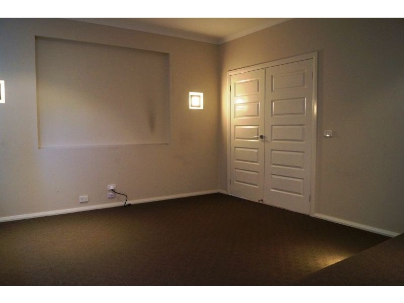 10 Belmont Road, Berwick VIC 3806