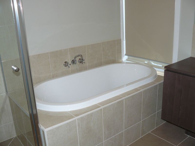 4 Alberta Way, Berwick VIC 3806