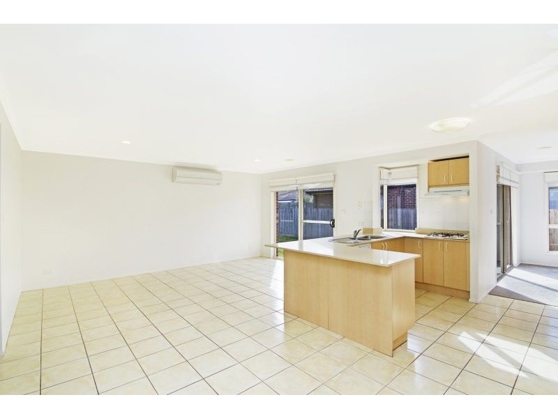 1 Retreat Circuit, Beaconsfield VIC 3807