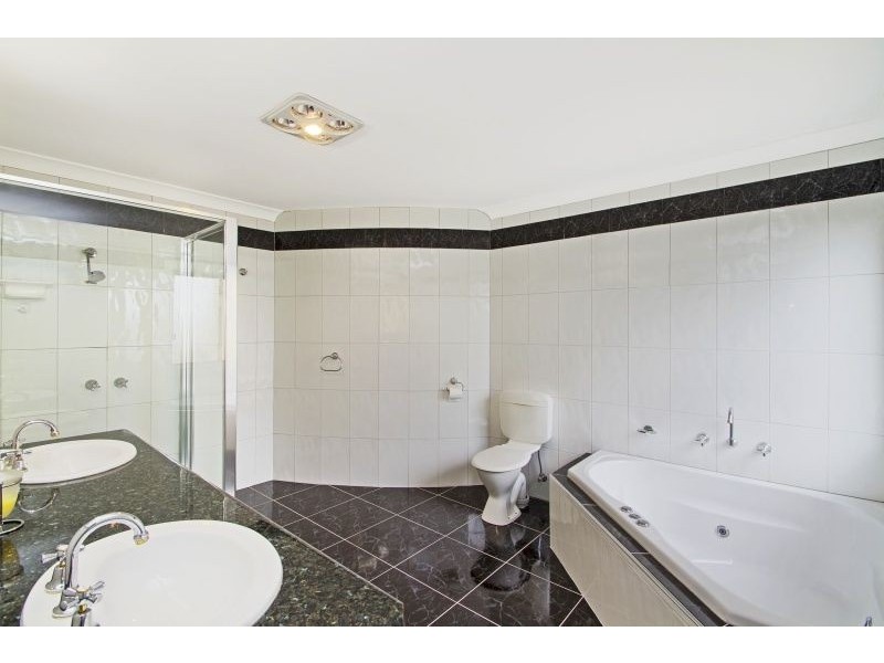 18 Natren Court, Harkaway VIC 3806